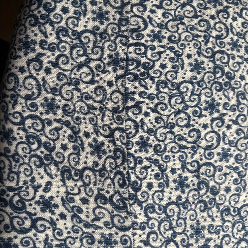 Sahalie Floral Long Sleeve Sweater Dress in Blue and White - Picture 8 of 9